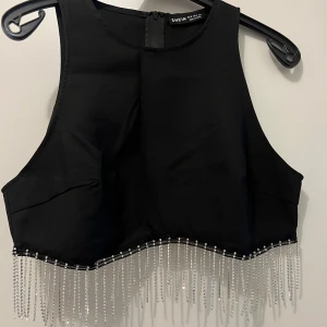 Topp  - Fin topp som jag aldrig använt bara provat. Väldigt bekväm och fin. 