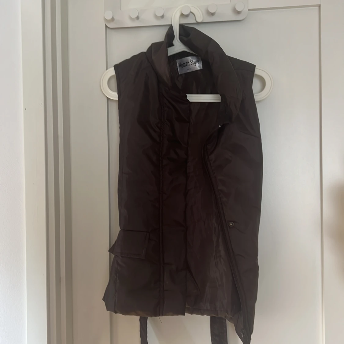 Brun väst från Woman Style
