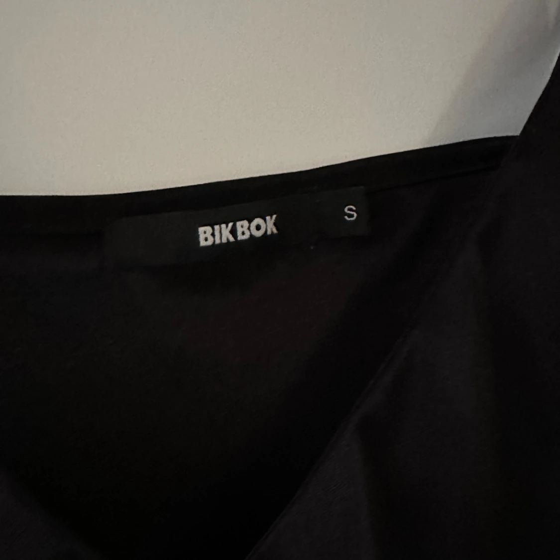 topp med knytning - 90