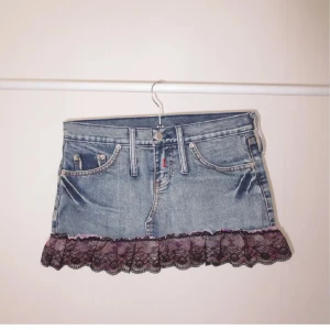 Replay kjol - Snygg kjol ifrån replay🩵w:28 L:32 - passar mig som är vanligtvis xs/s