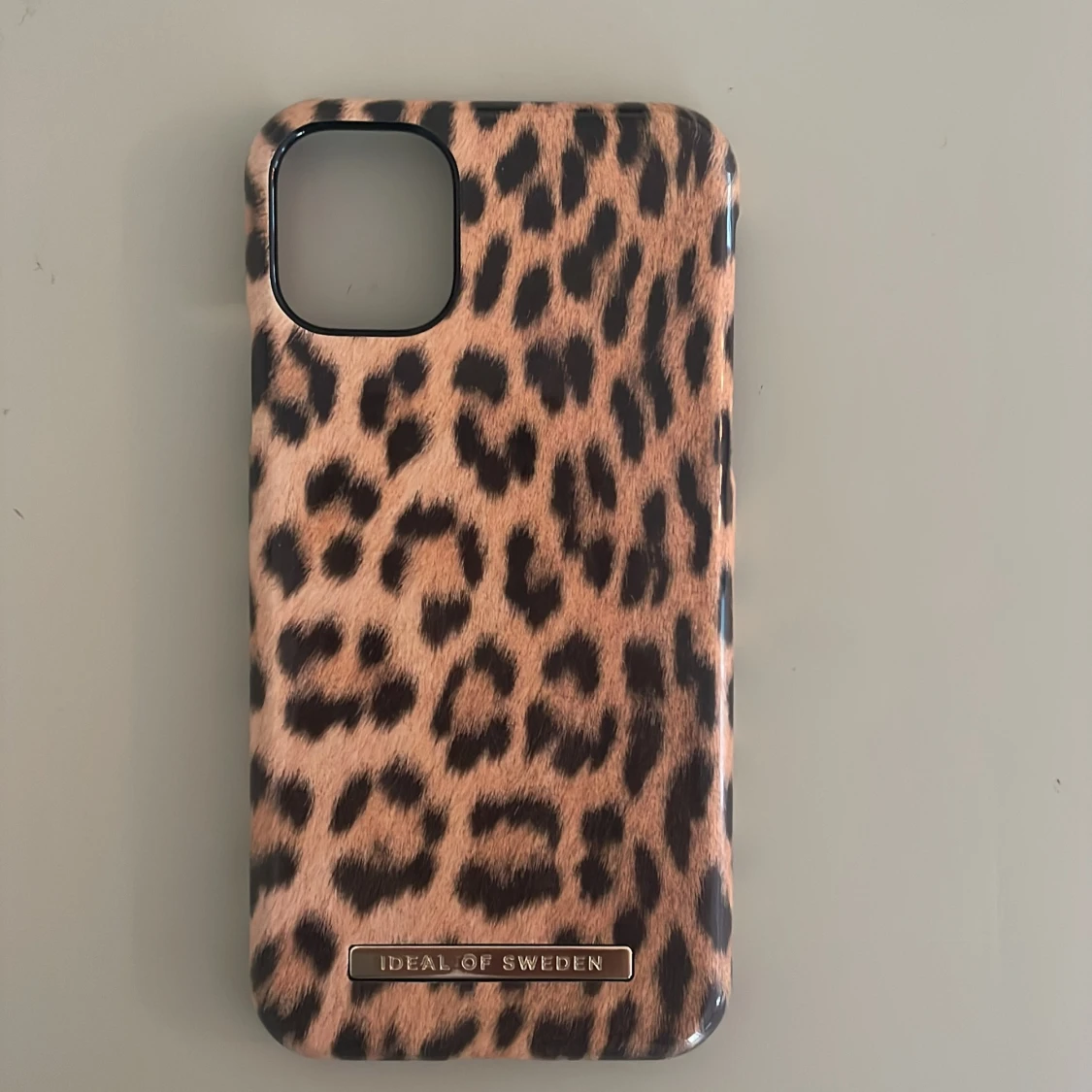 Leopard mobil skal