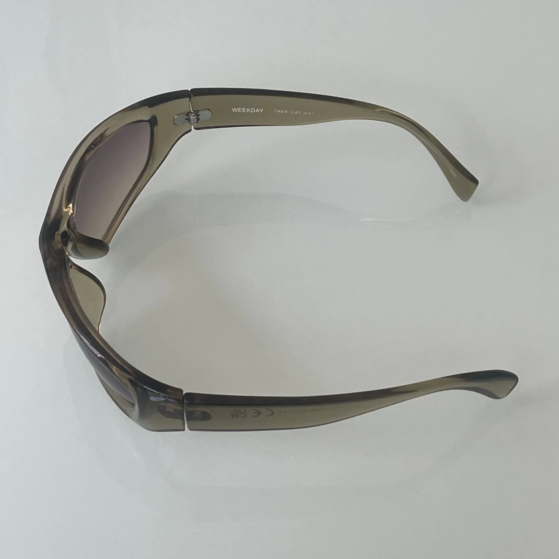 Gröna solglasögon Weekday - 91