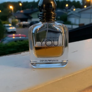 Stronger with you,Armani - Säljer 3ml av Stronger with you, ordinarie pris 950kr
