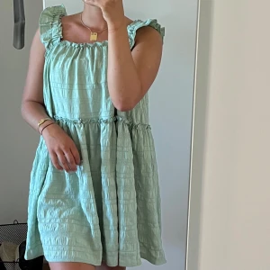 Skön sommarklänning  - Fin sommarklänning från zara