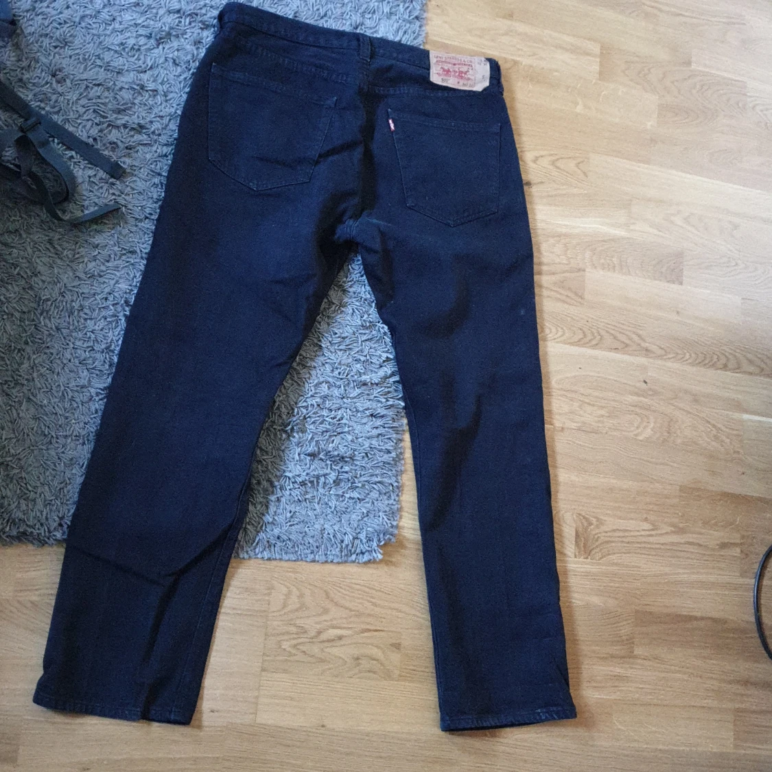 Svarta Levi's 501 jeans