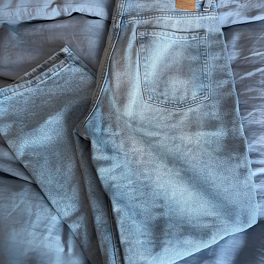 Ljusblå jeans från zara🩵. Jeans & Byxor.