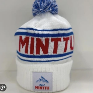 Mössa Minttu - Säljer en ny minttu mössa 