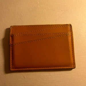 Monki korthållare - Korthållare från monki 