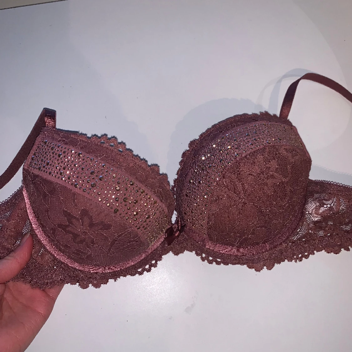 Lila bh med stenar - 90