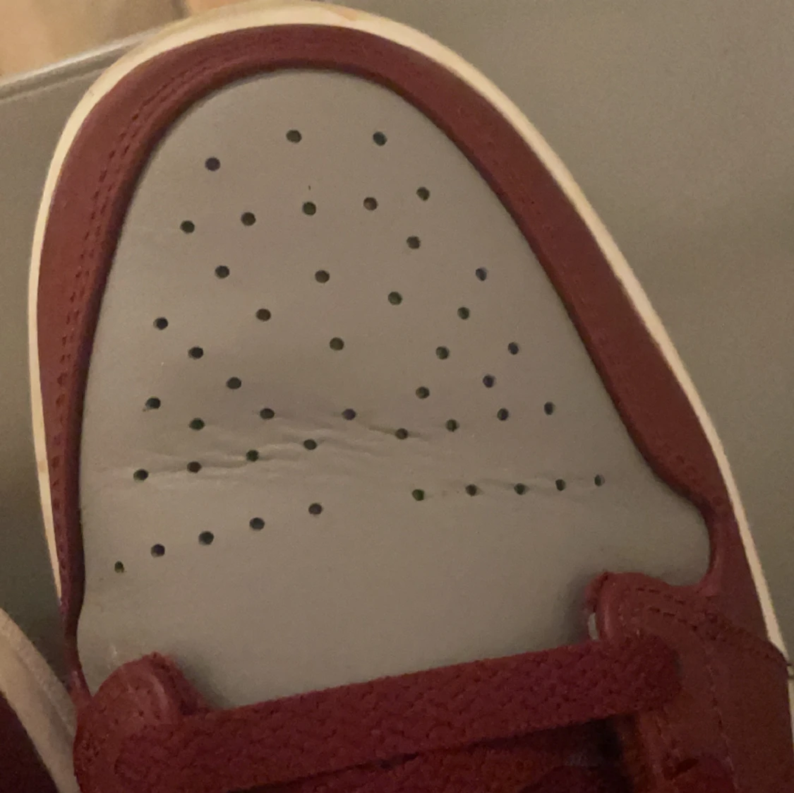 Air Jordan 1 MID - Cherrywood red/white - 90