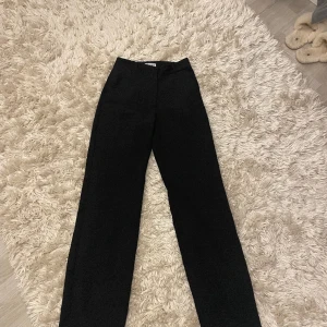 Kostymbyxor  - Super snygga kostymbyxor från Madlady🌺