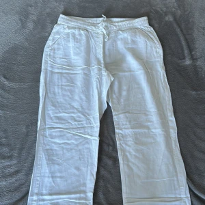 Vita Linnebyxor - Vita Linnebyxor