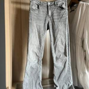 Gina trico jeans för en bra pris!!😍 skriv om du vill diskutera pris!