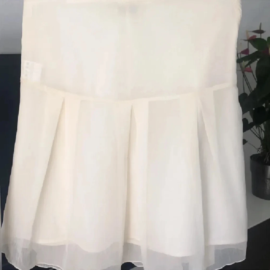 Kjol s/m ny med prislappen kvar  - 90