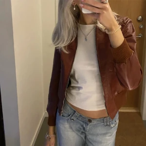 Skiiit snygg skinn jacka - Skinnjacka 