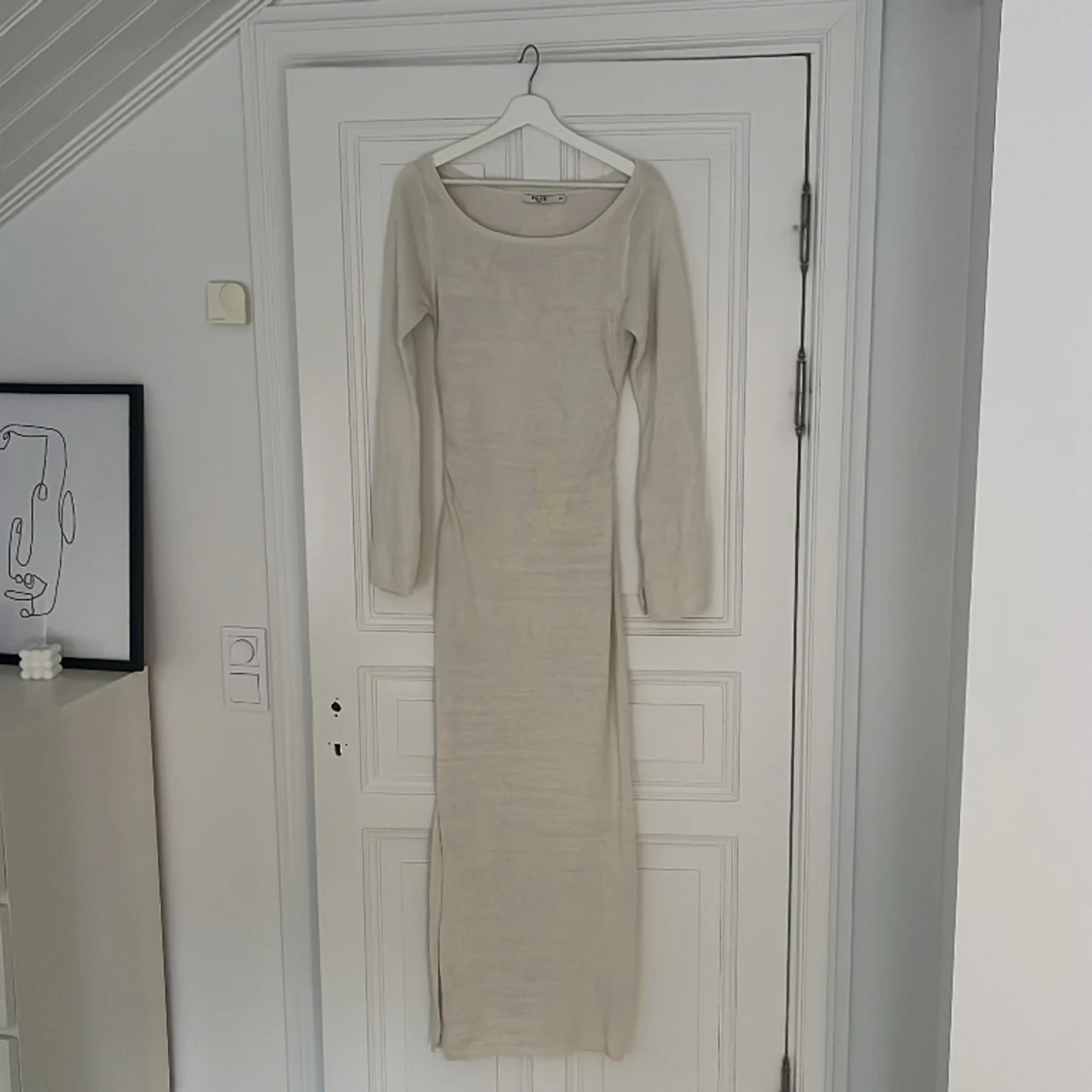 Vit stickad klänning - 90