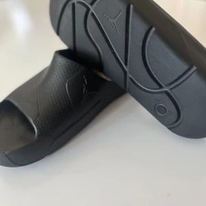 Nya Jordan tofflor  - Oanvända tofflor, Jordan 