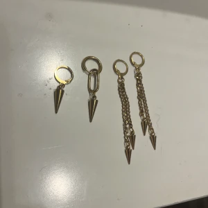 Set av örhängen från Alvas esstenzials  - Ska flytta så lägger upp mycket just nu så in och kolla☺️ alla fyra för 180 eller en för 50