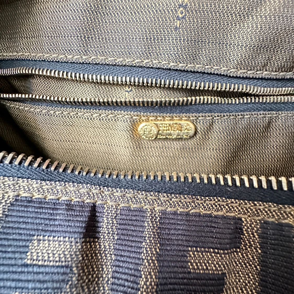 Fendi Baguette Väska - 92