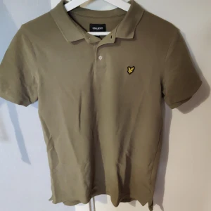 Lyle Scott pike - Lyle Scott pike grön, den är i bra skick och är inte använd så mycket 
