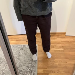 Bruna linneblendbyxor (HM) - Oanvända linneblendbyxor från HM, storlek M 🤍