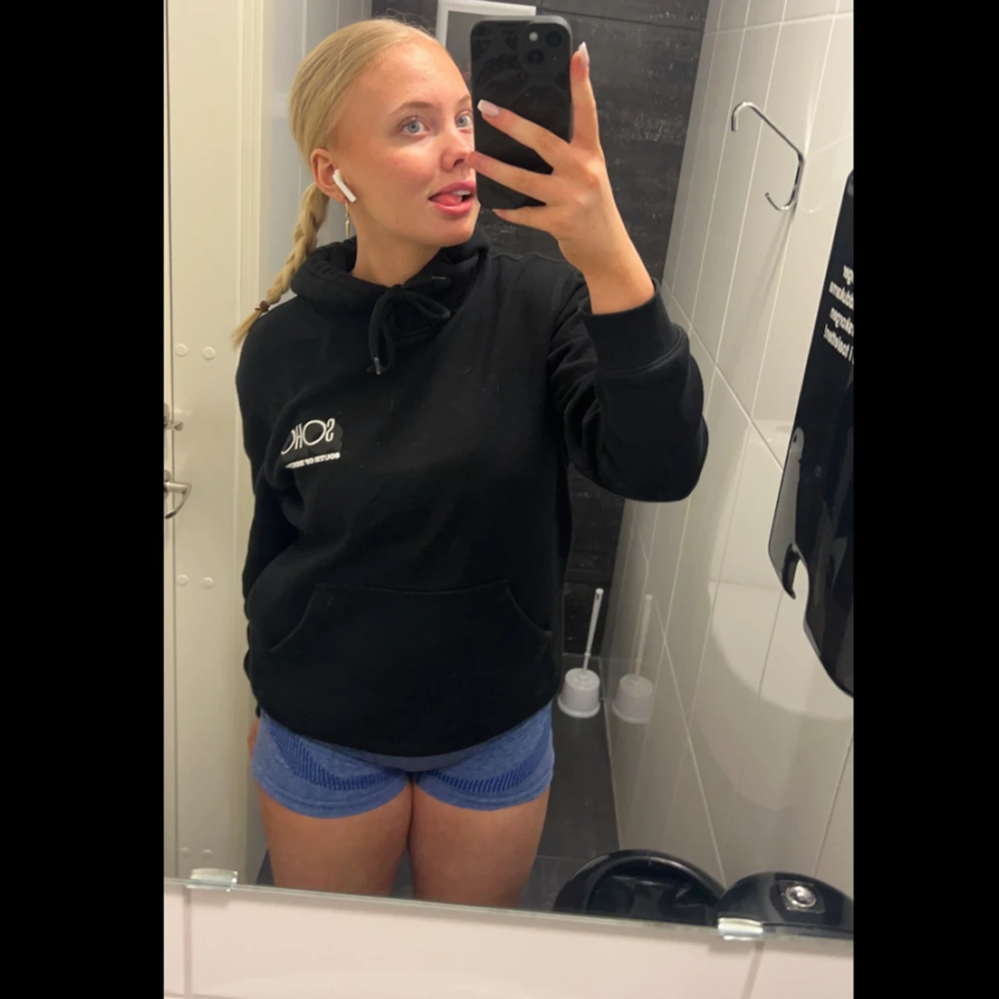 Blåa träningshorts strl M💙