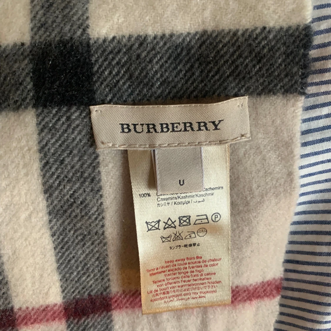 Burberry halsduk - 90