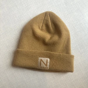 New balance beanie - Beige new balance mössa Unisex Bra skick!