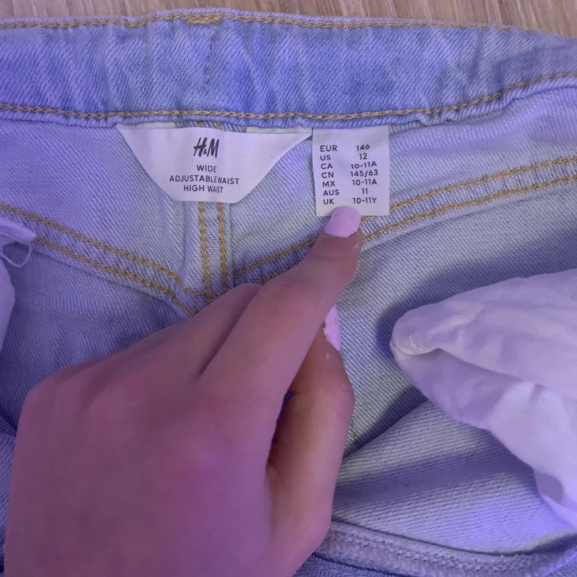 Ett par snygga håll jeans  - 91