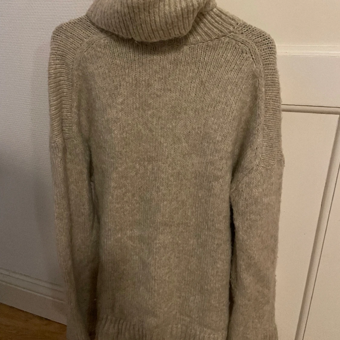 Gosig stickad tröja  - 90