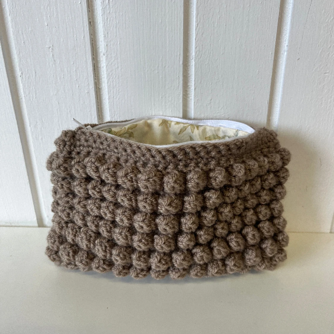 Necessär mellan - Mörkbeige  - 90