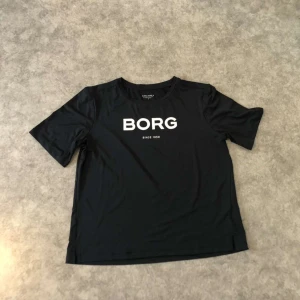 Björn borg t shirt - I nyskick och har jätte skön, stretchig material.