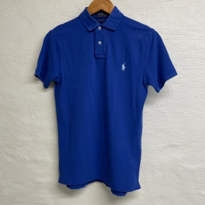 Polo Ralph Lauren - Polo Ralph Lauren pike i storlek XS.