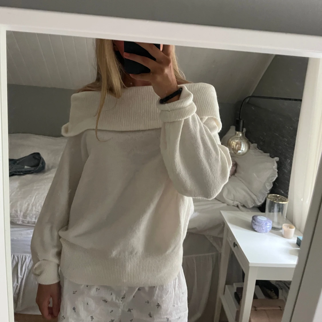 Vit stickad tröja - 90