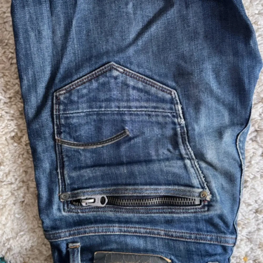 Fina G-star jeans! Lenght - 36 Width - 31 Nypris: 1300kr. Jeans & Byxor.
