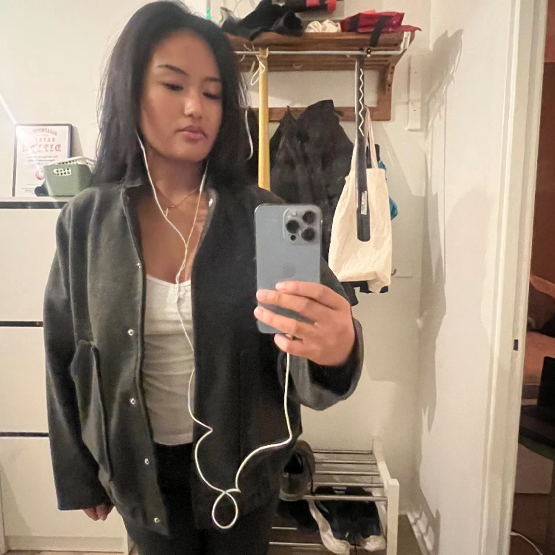 Zara liknade bomber jacka - 90