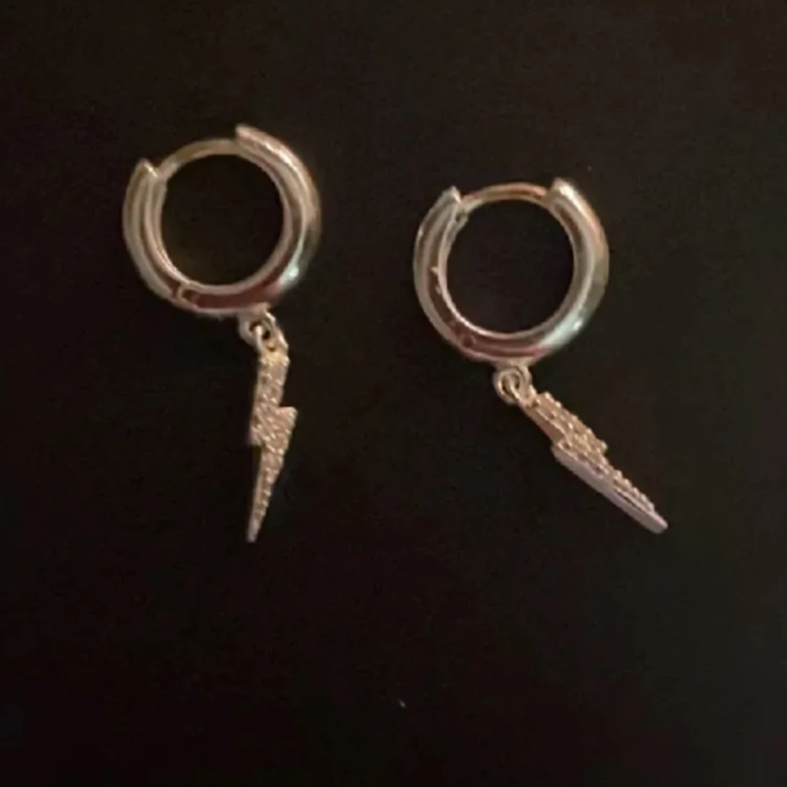 Blixt örhängen  - 91