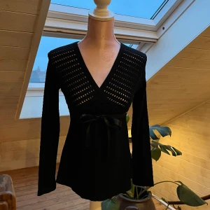 Topp - Topp med stickad överdel🖤 står inte storlek men passar XS-M