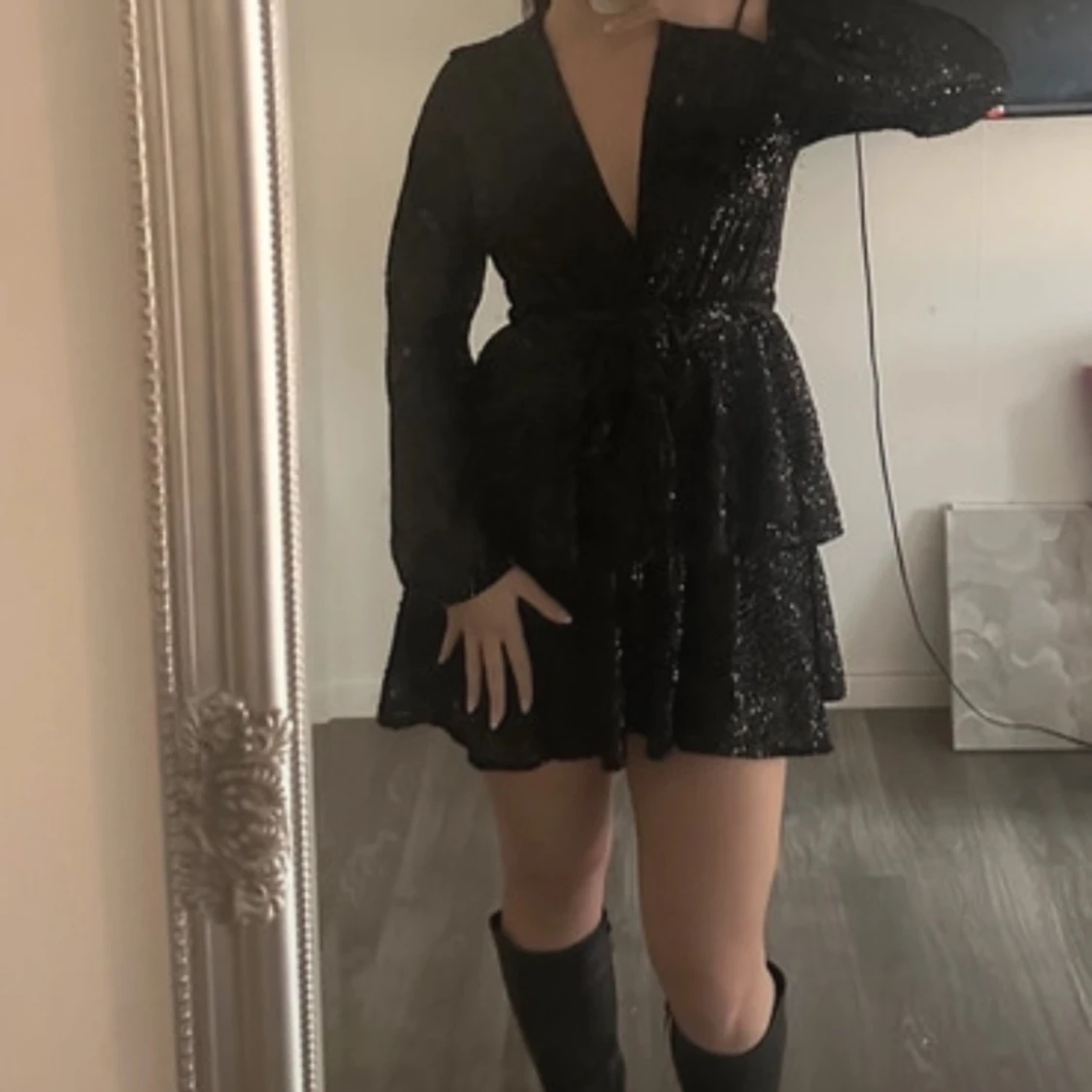 Glittrig klänning  - 91