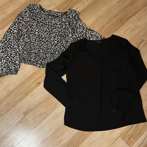 Blusar  - Båda blusarna är i nyskick och aldrig använda.   Storlek M på båda   