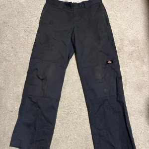 Dickies byxor - Dickies byxor i lite sämre condition
