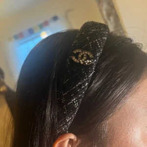 Diadem - Super fint diadem skriv för fler bilder