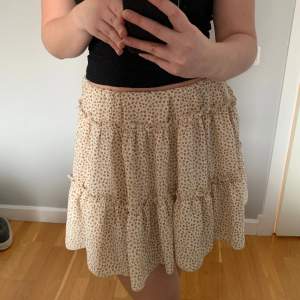 Super fin kjol som är perfekt för sommaren.