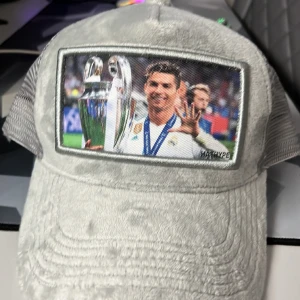Ronaldo keps  - En stilren keps till priset av endast 299kr