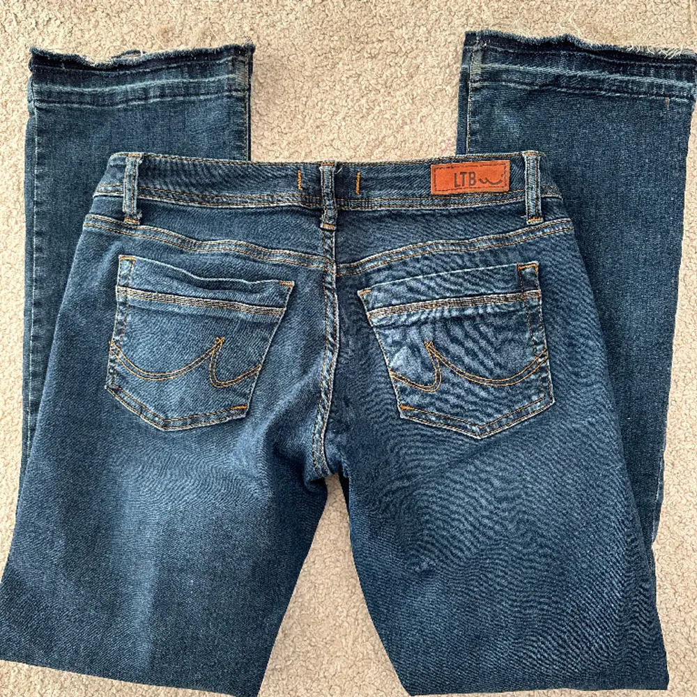 Säljer mina ltb jeans då de tyvärr inte kommer till användning 💕💕pris går att diskutera!. Jeans & Byxor.