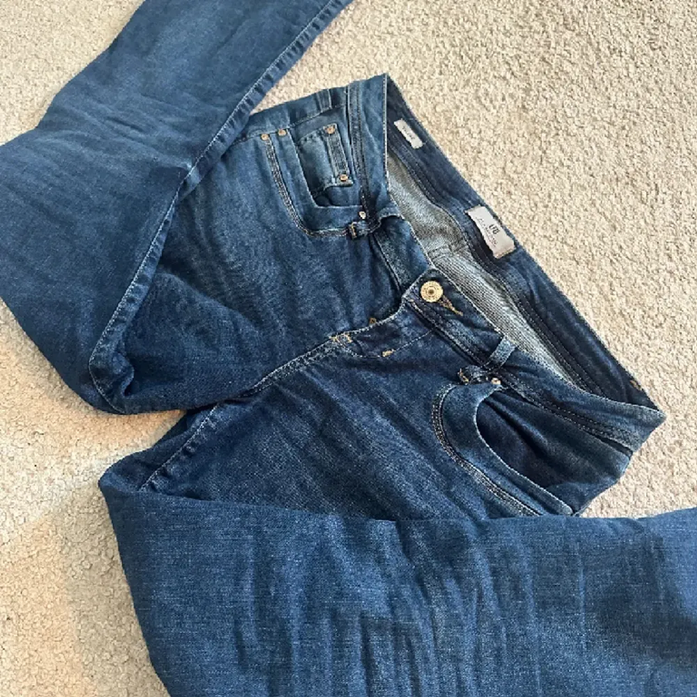 Säljer mina ltb jeans då de ej kommer till användning❣️ nypris 829. Jeans & Byxor.