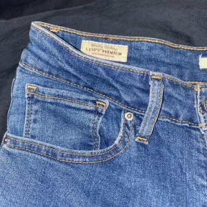 Jeans high waist, skinny - Använd ca 10 ggr. Är i mycket bra skick. 