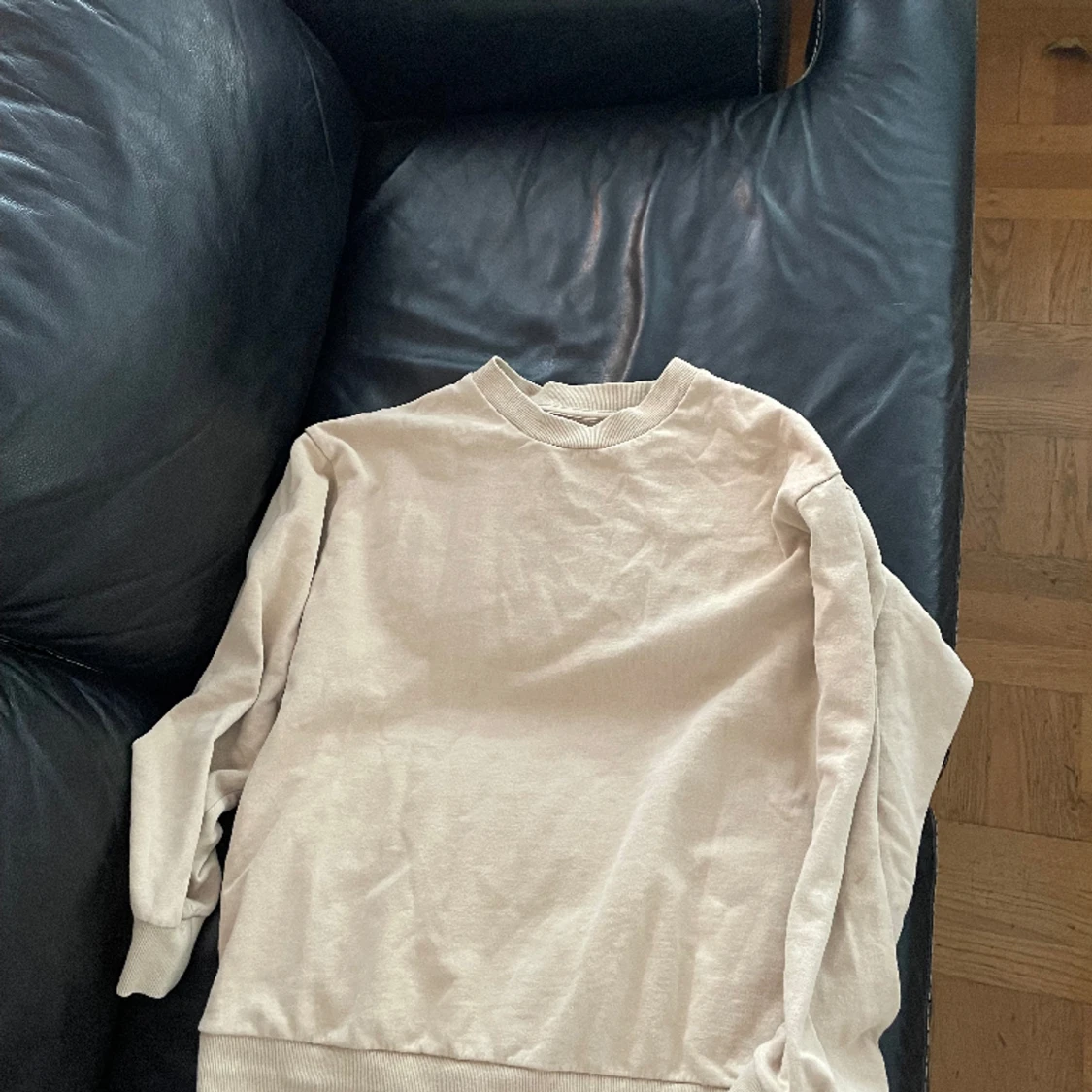 Beige sweatshirt från lager 157 - 90