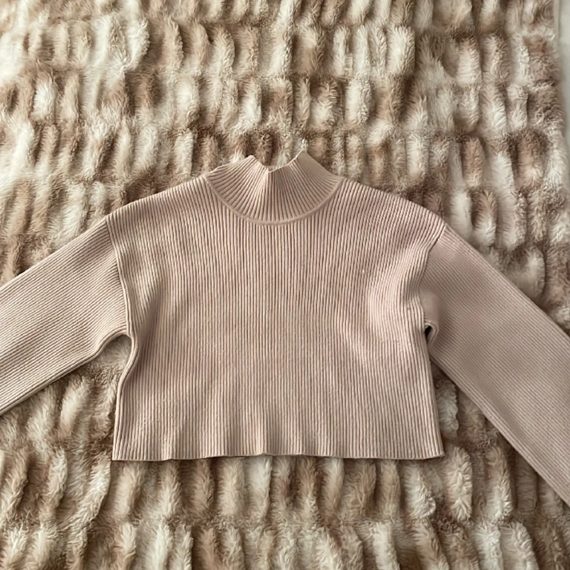 Tröja från Gina tricot  - 91