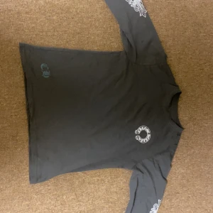 Grå lång armad Chromehearts - Long sleeve chromehearts knappast använd M-L STORLEK